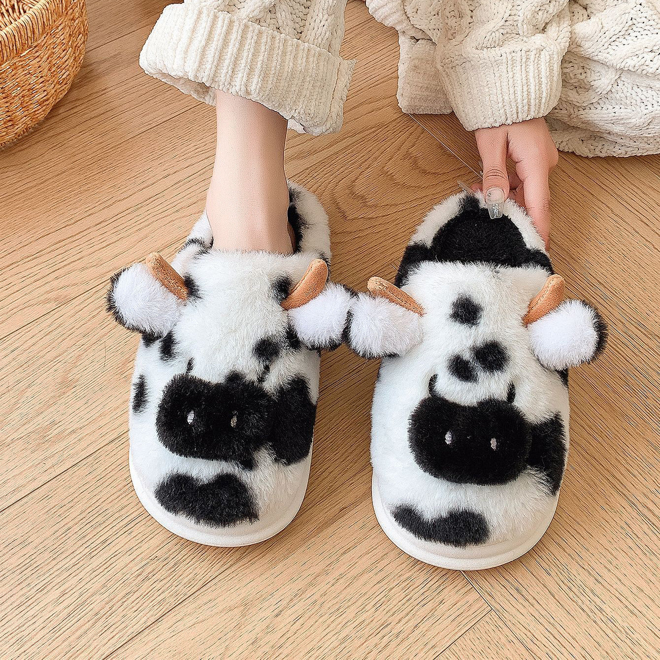 Chaussons vache mignons – Hiver chaud, confort pour la maison, antidérapants