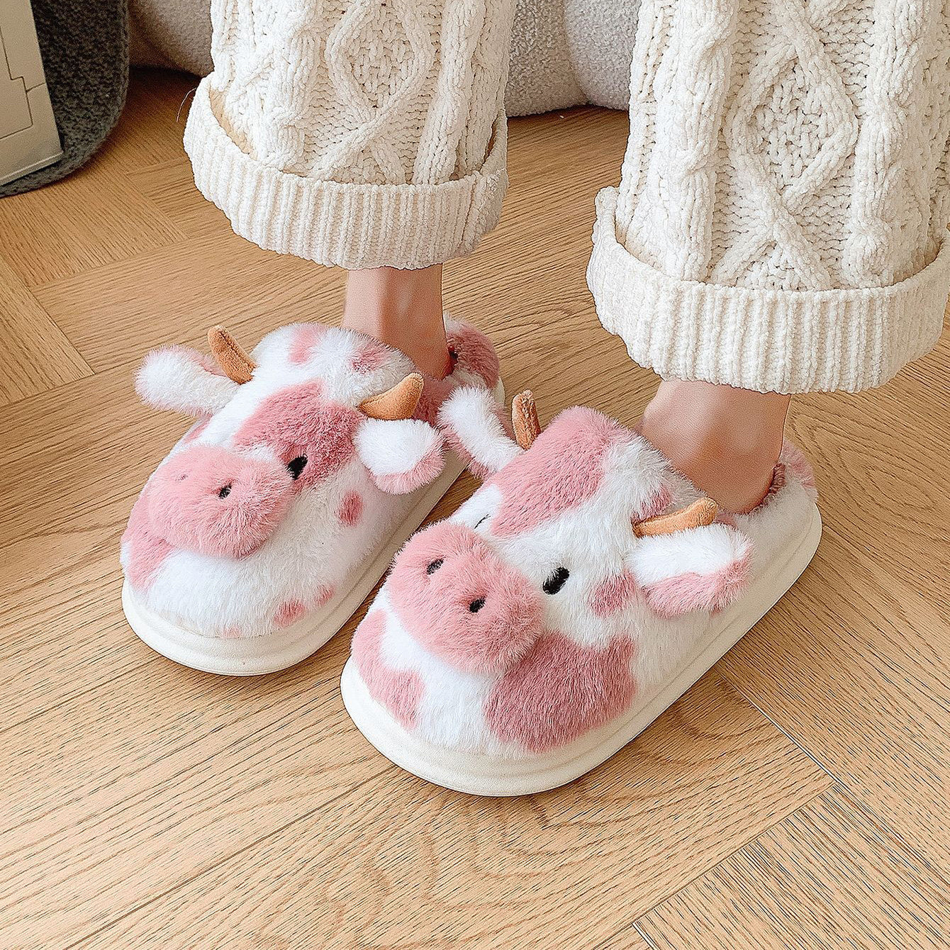 Chaussons vache mignons – Hiver chaud, confort pour la maison, antidérapants