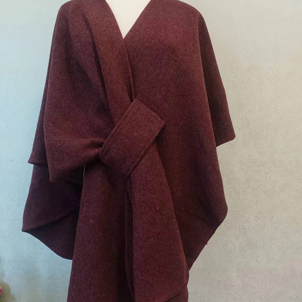 Chic & Cozy - Cardigan-cape cocooning