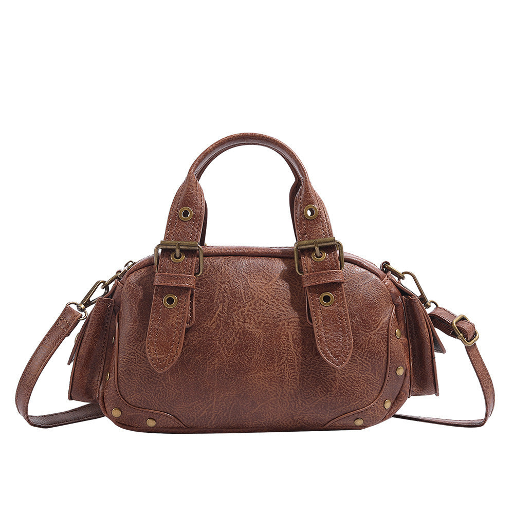 Sac bandoulière tendance inspiré du style motard — pratique et passe-partout