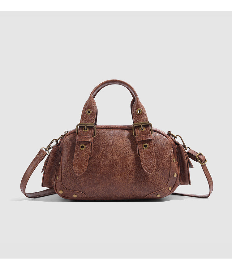 Sac bandoulière tendance inspiré du style motard — pratique et passe-partout